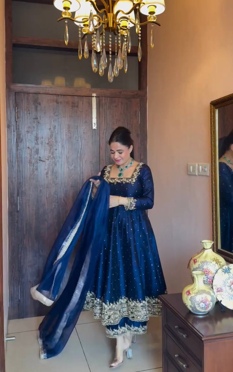 party wear Indian Bollywood Wedding Designer Women - Jaipur Blossom