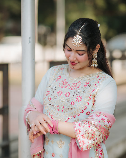 Devanshi GEORGRTTE kurta set