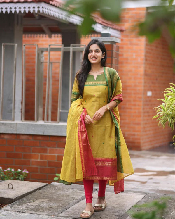 Kanchi Cotton Kurta Pant & Dupatta With Jacquard Weaving