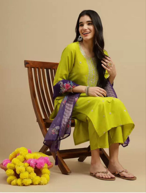 Women Embroidered Straight Kurta Suit Set