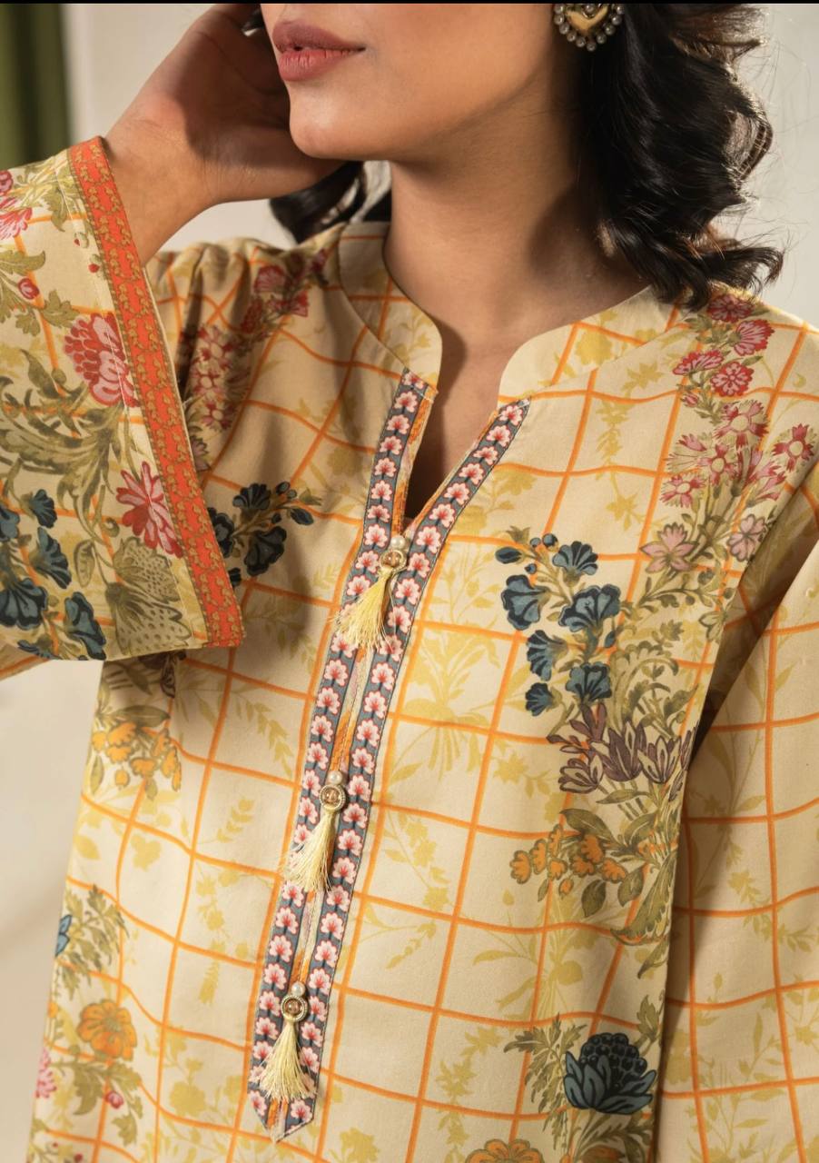 Elegant Heavy Crepe Top with Digital Print Paired with Micro Cotton Bottom for Party Wear