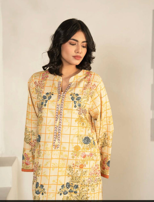 Elegant Heavy Crepe Top with Digital Print Paired with Micro Cotton Bottom for Party Wear