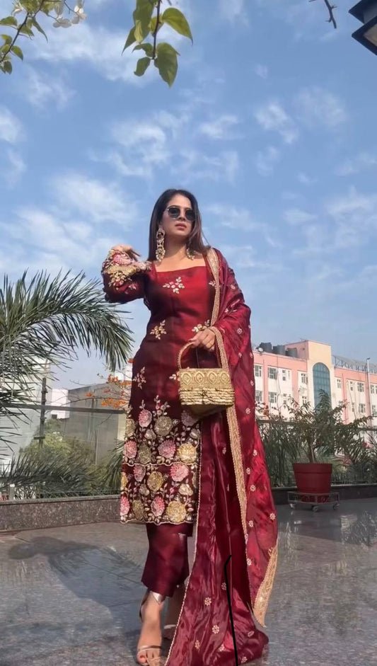 Kaveri-NSR  In Pure Heavy Organza poly silk Plazzo set